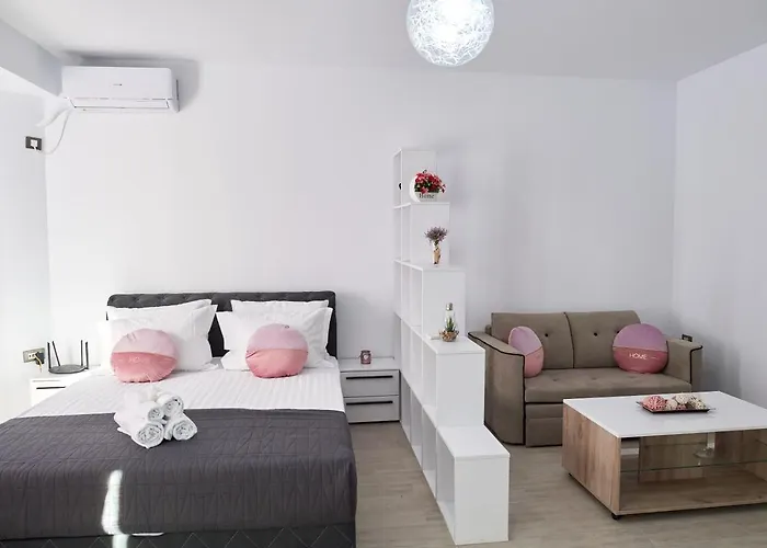 Koko - N Pool Apartament *